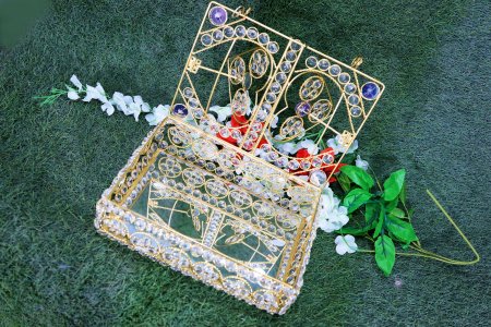 Golden crystal Square box - decoration purpose, home and decore beautiful handmde - Vibrant Lighting.