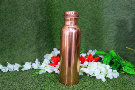 Plain copper bottles - home and decore beautiful Vibrant handmde object.