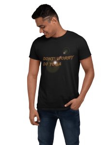 Don't worry do yoga - black - Comfortable Yoga T-shirts for Yoga Printed Men's T-shirts