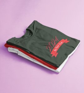Welcome 2024Green Graphics Printed T-shirt For Mens On New Year Theme Best Gift For New Year