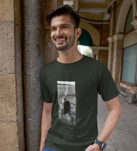 Worthless Life, Cityscape Elegance: Green Men's Oversized Tee with Captivating Front Graphic