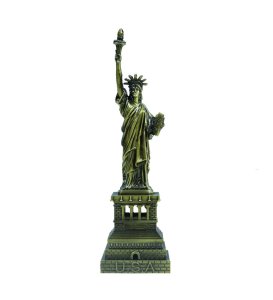 Statue Of Liberty Miniature Showpiece, Best For Gifting And For Desk Use