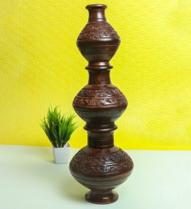 Wooden Handcraft Engraved Pots Showpiece, Best For Gifts