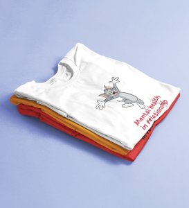 Tom Is Mad In Love: (white) T-Shirt For Singles